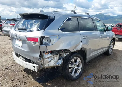 2016 Toyota Highlander Le Plus V6 z USA, uszkodzony, nr VIN 5TDBKRFH9GS356152